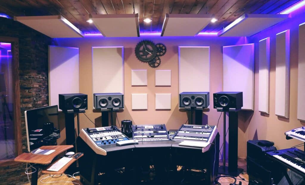 Recording Studio, in dem lizenzfreie Musik produziert wird